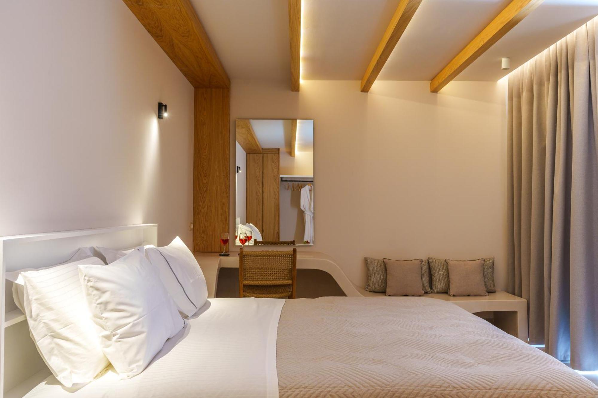 Villa Halo Santorini - Living Experience à Karterados  Extérieur photo