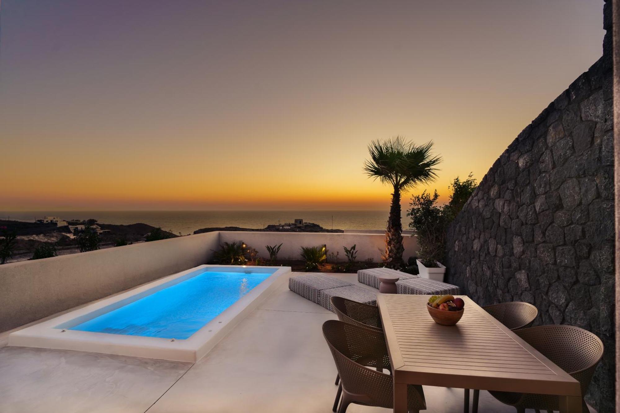 Villa Halo Santorini - Living Experience à Karterados  Extérieur photo